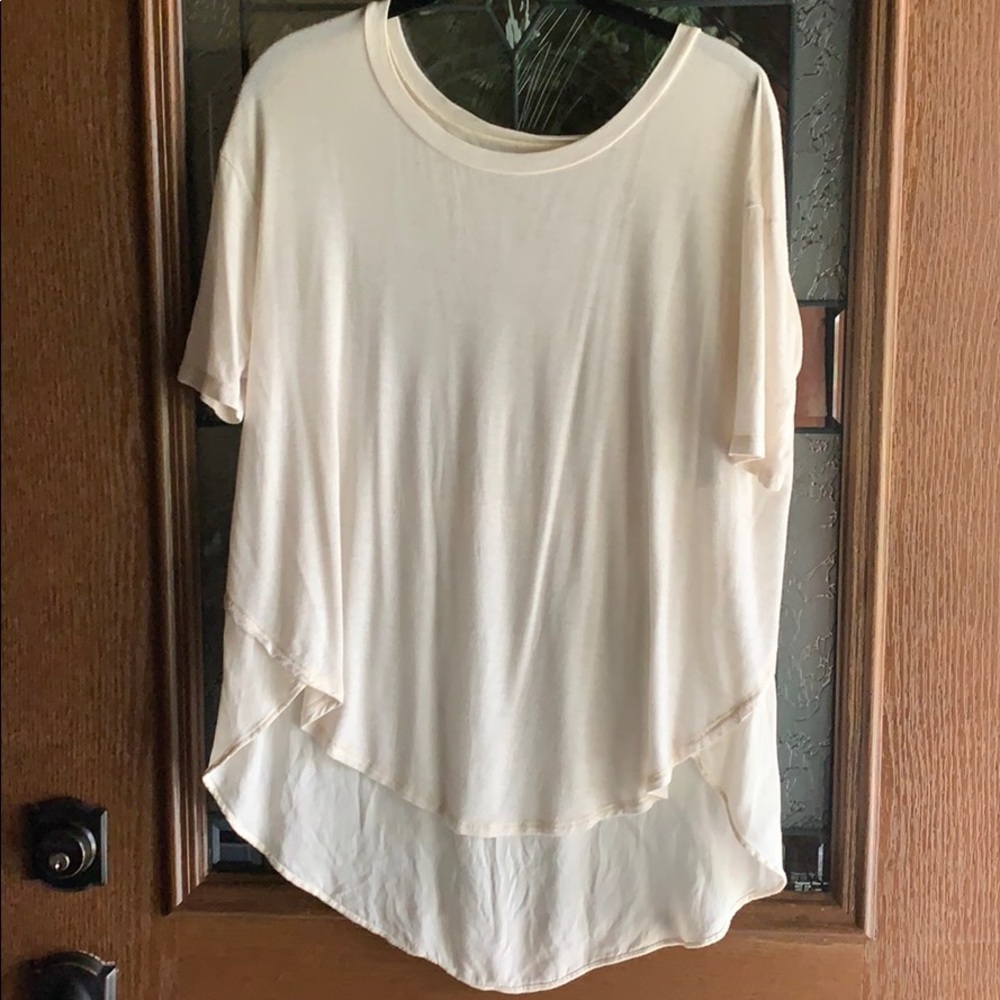 American Eagle tee